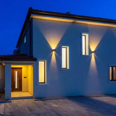 Villa Loni *