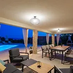 Villa Loni